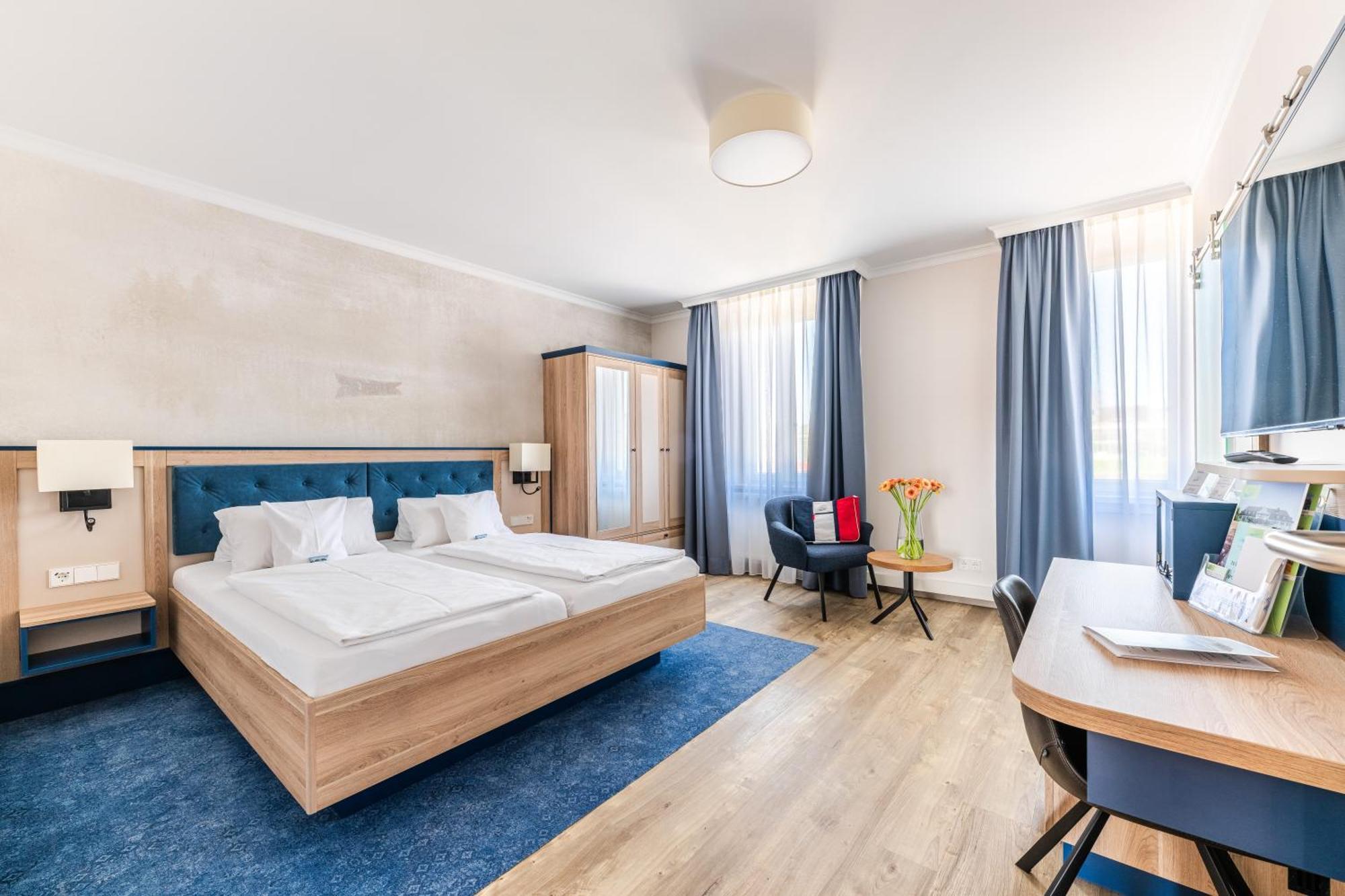 Strandhotel Loechnerhaus 라이헤나우 외부 사진