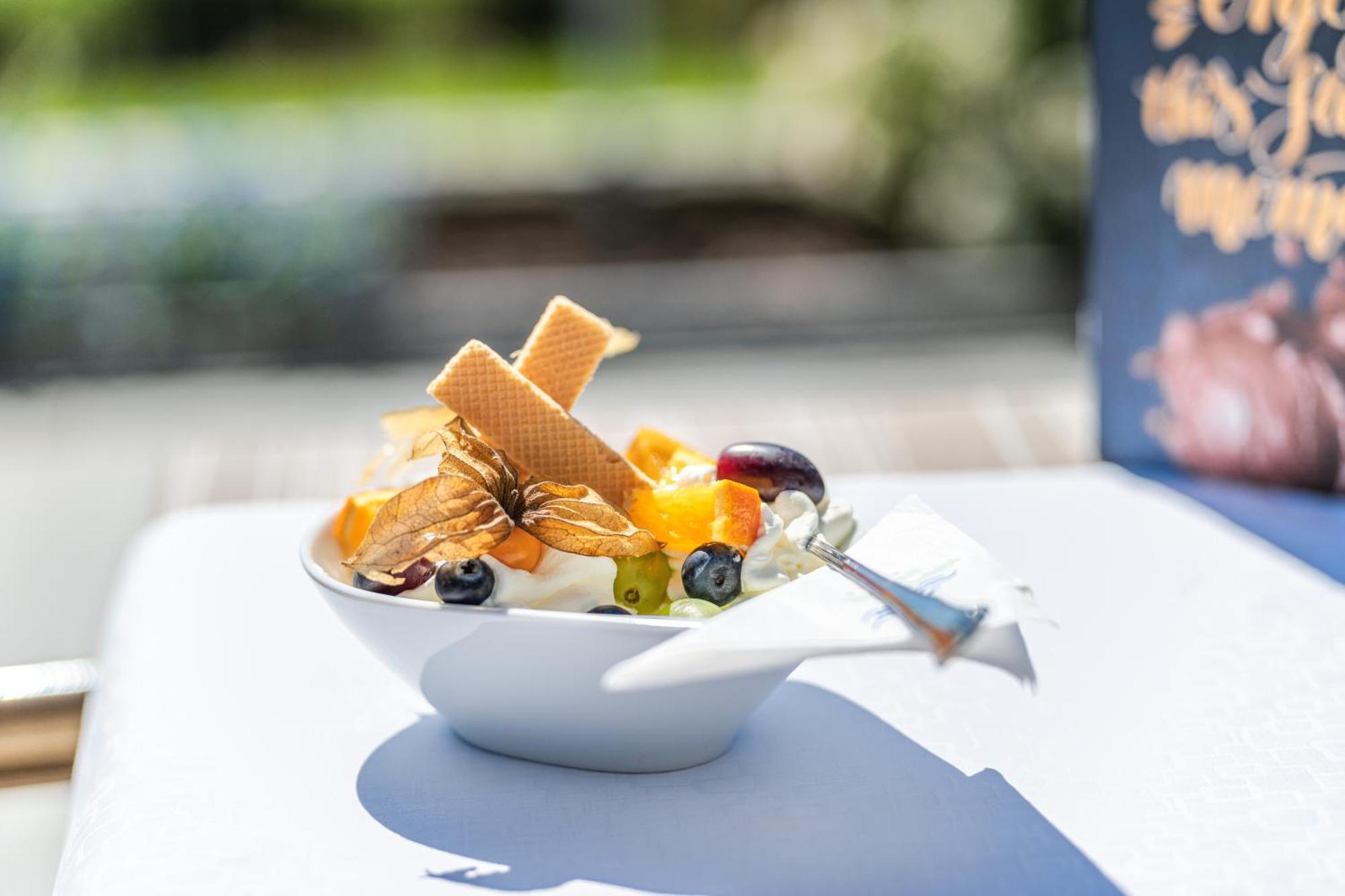 Strandhotel Loechnerhaus 라이헤나우 외부 사진