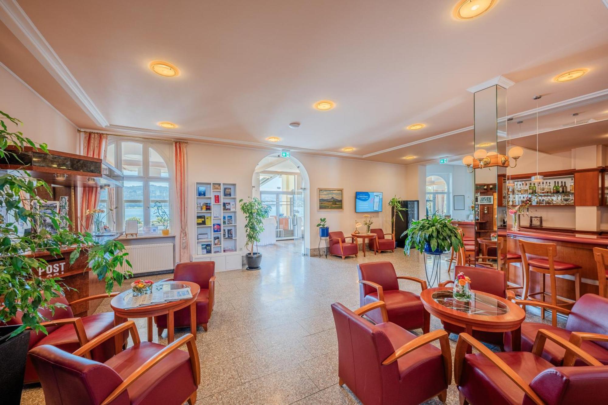 Strandhotel Loechnerhaus 라이헤나우 외부 사진