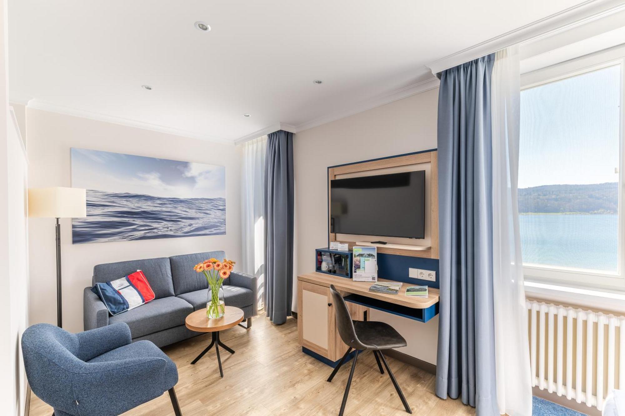 Strandhotel Loechnerhaus 라이헤나우 외부 사진