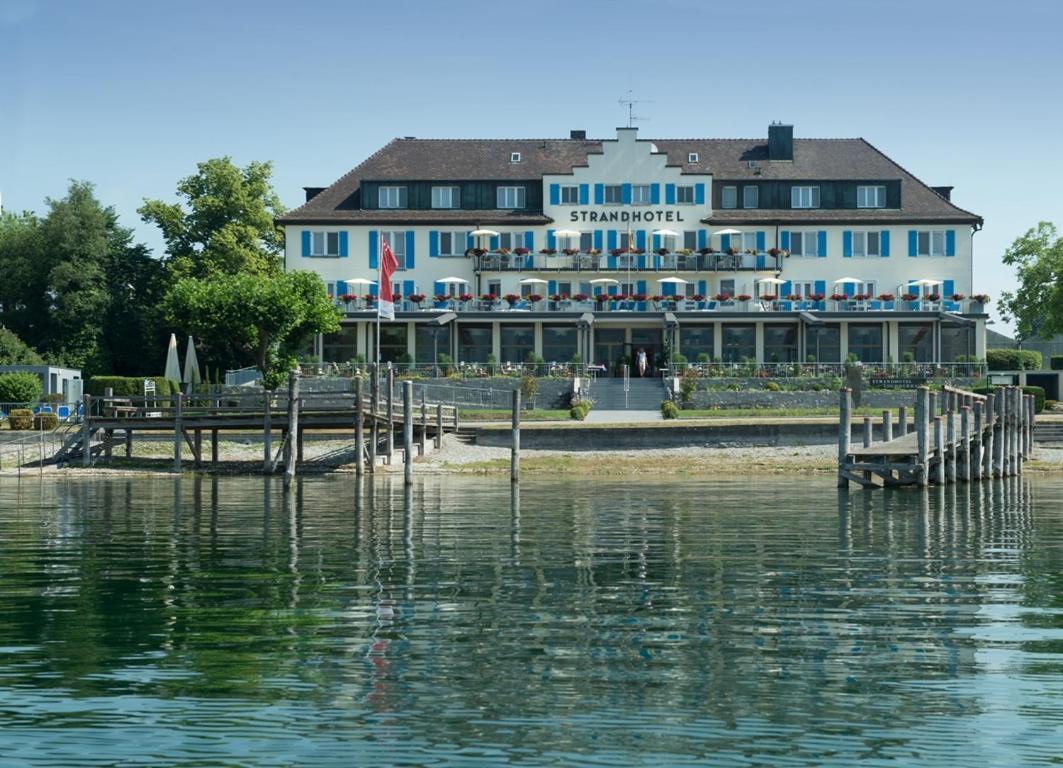 Strandhotel Loechnerhaus 라이헤나우 외부 사진